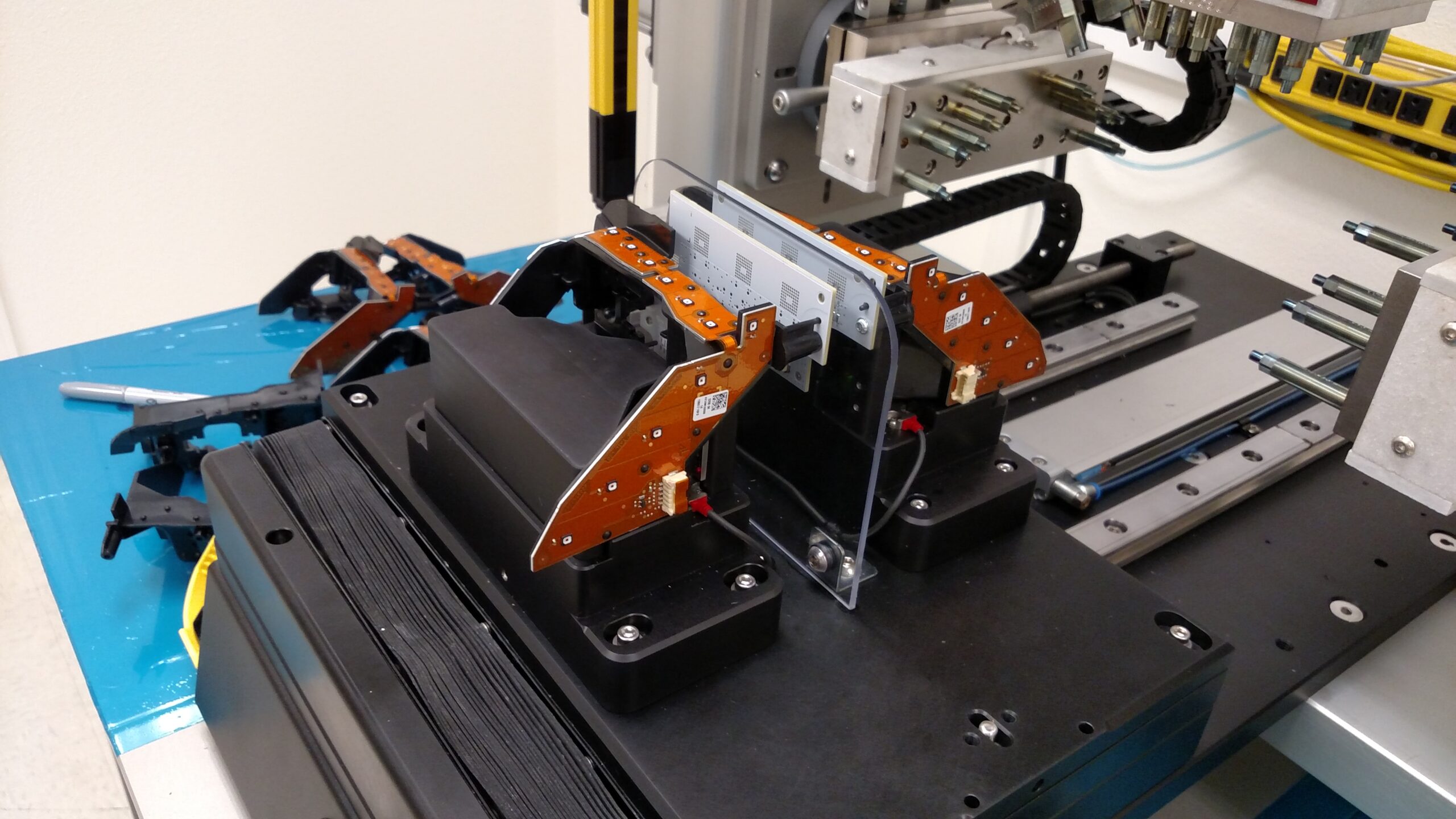 4-axis Heat Staking of Flex Circuit 1