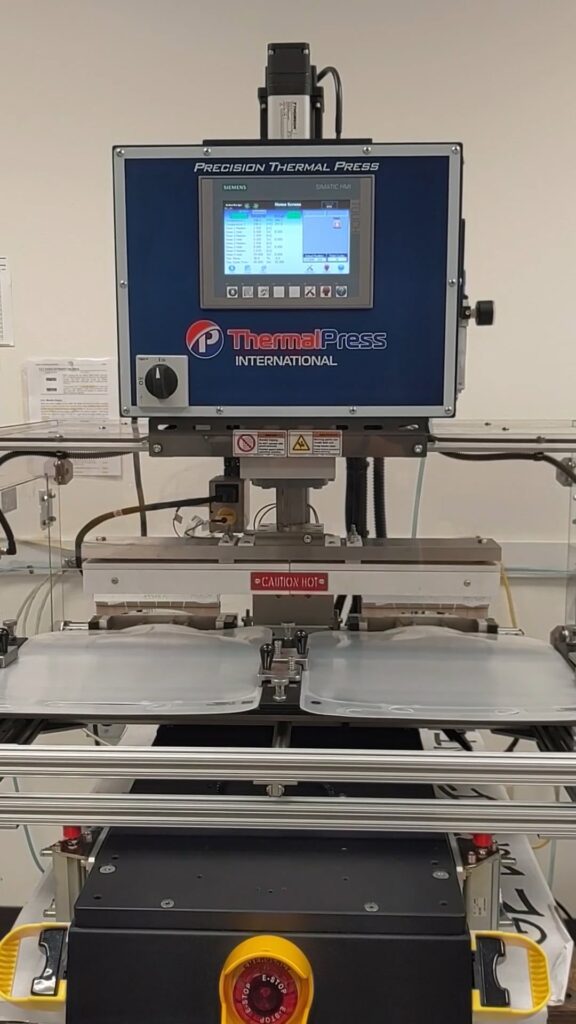 2-up boat port heat sealing using Thermal Press machine